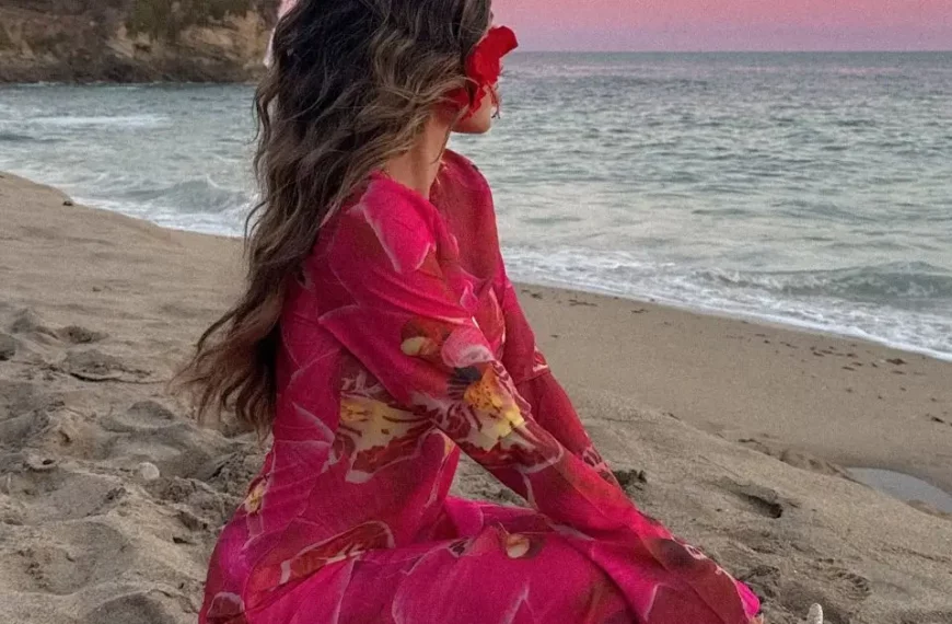 20+ Cute Hawaii Outfits Ideas You’ll Be Obsessed With