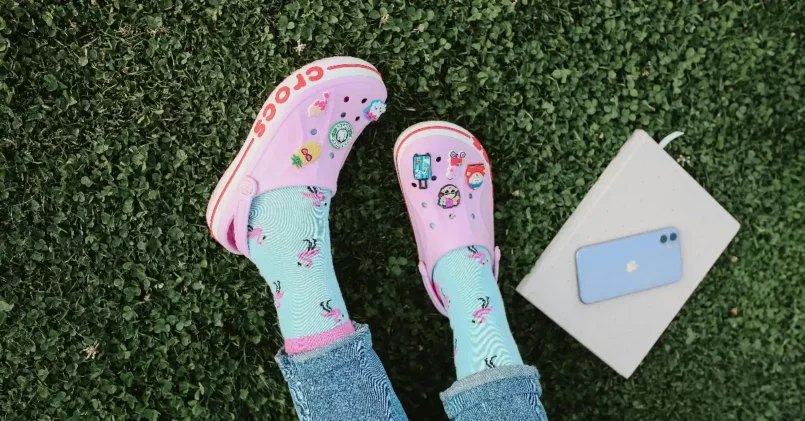 20+ Trendy Croc Outfits Women You'll Be Obsessed With 20+ Trendy Croc Outfits Women You'll Be Obsessed With